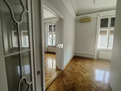 Cara Uroša | 4zida.rs