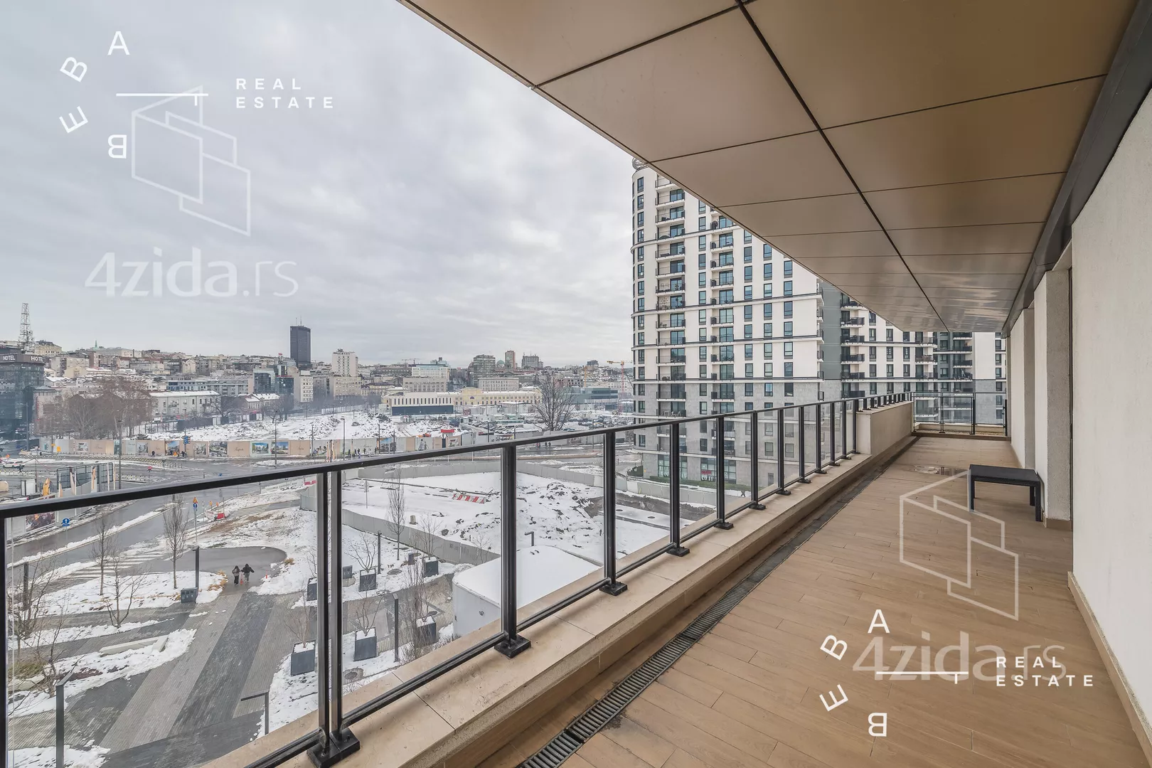 Petosoban stan | 4zida