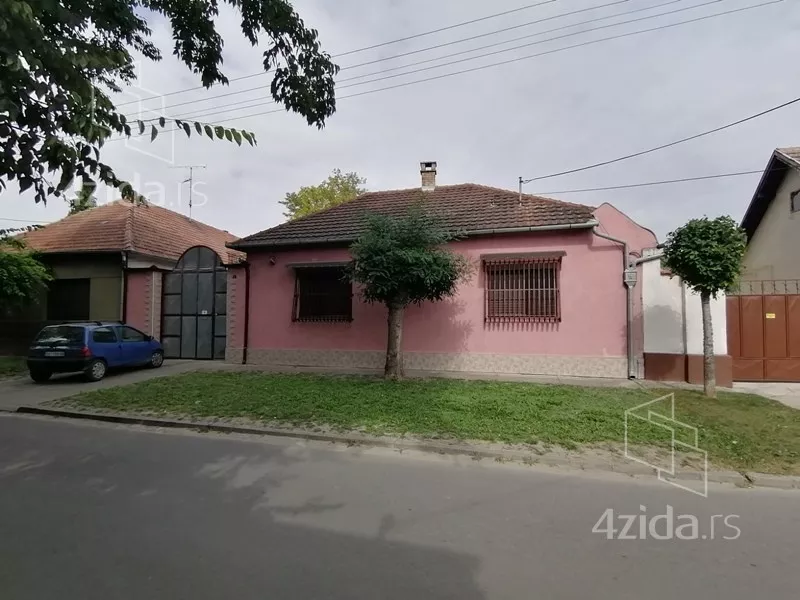 Kuća | 4zida