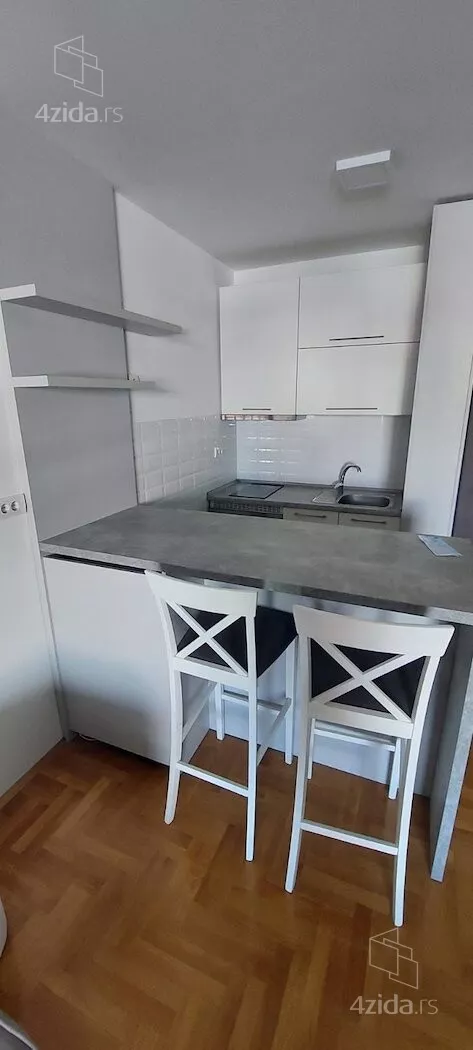 Garsonjera | 4zida