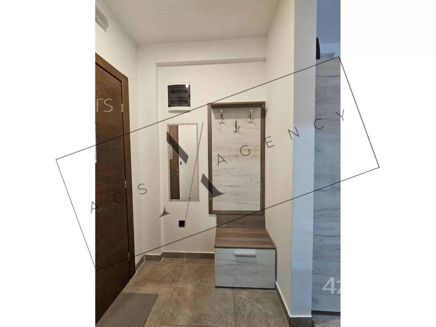 Garsonjera | 4zida