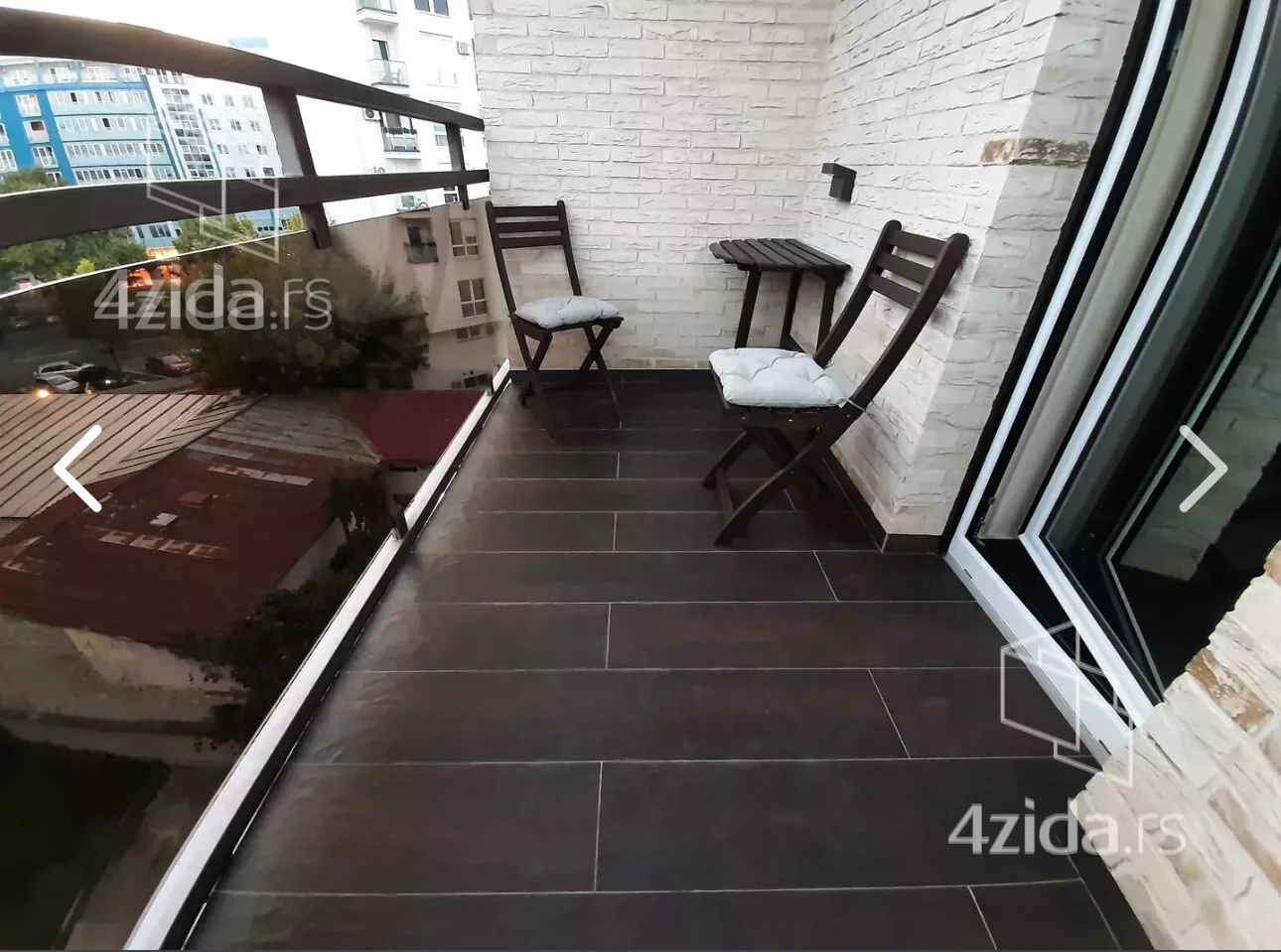 Troiposoban stan | 4zida