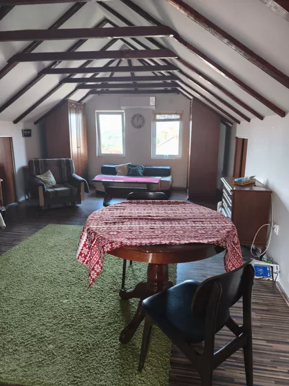 Ive Konstantinovića 2 | 4zida.rs