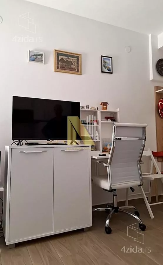 Garsonjera | 4zida