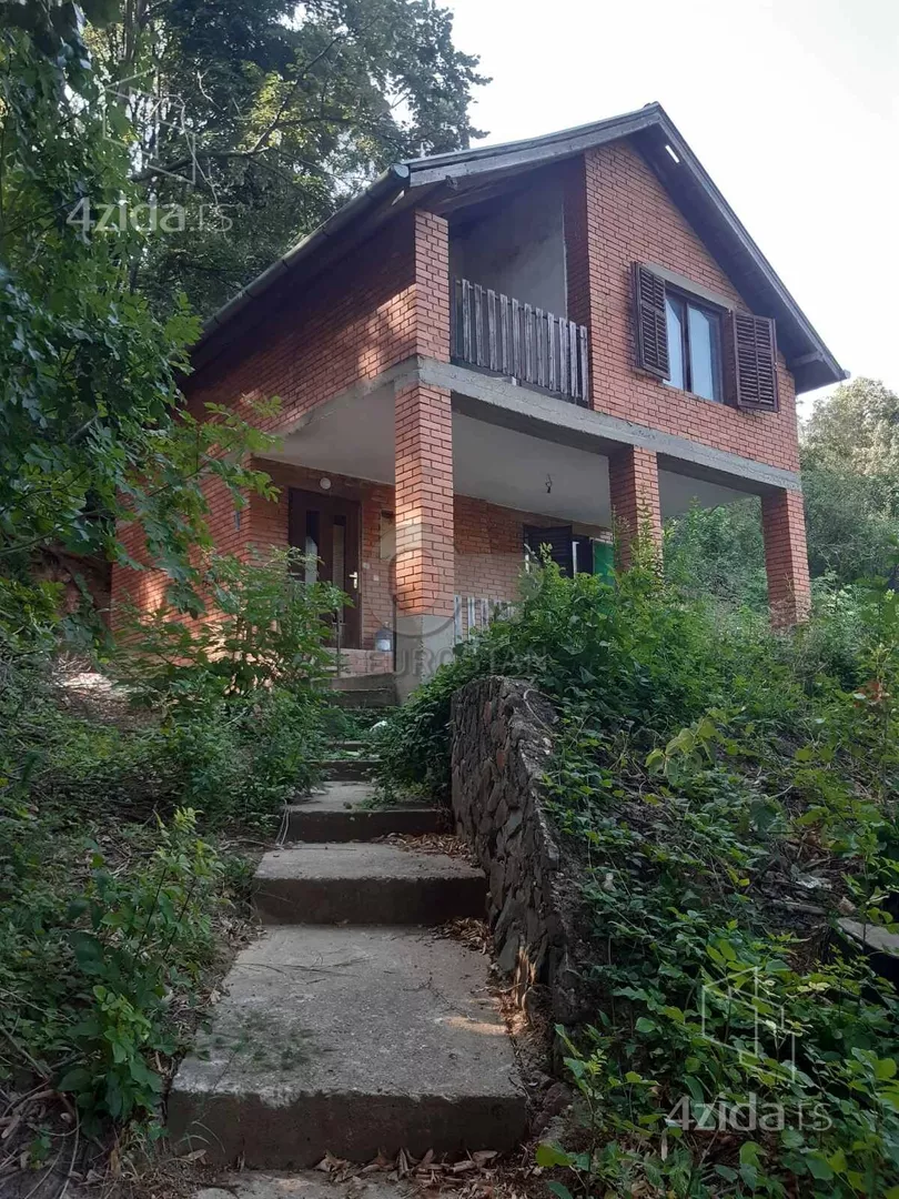 3-etažna kuća | 4zida