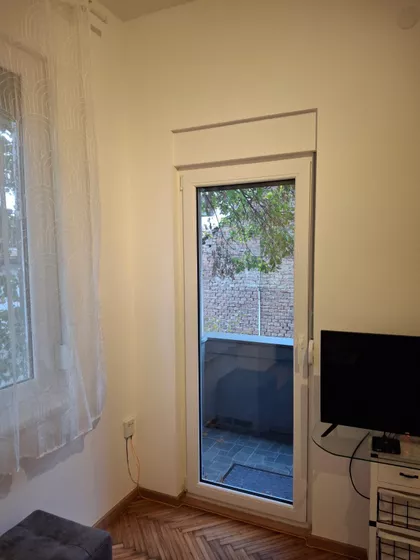 Autokomanda | 4zida.rs