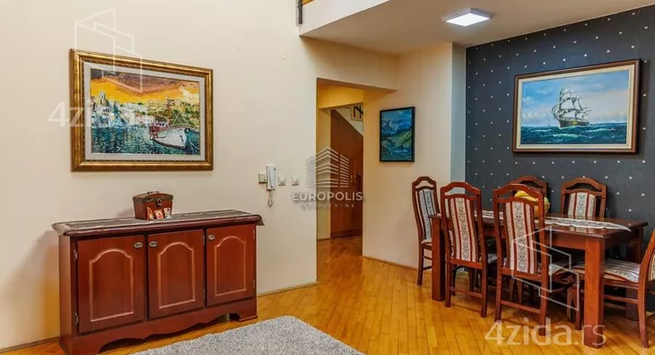 Četvorosoban stan | 4zida