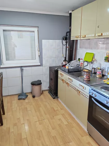 Prištinska | 4zida.rs