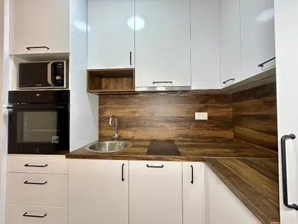 Vase Čarapića 1 | 4zida.rs