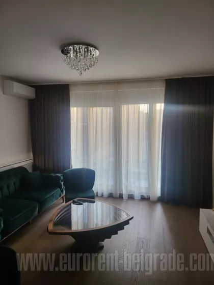 CENTAR | 4zida.rs