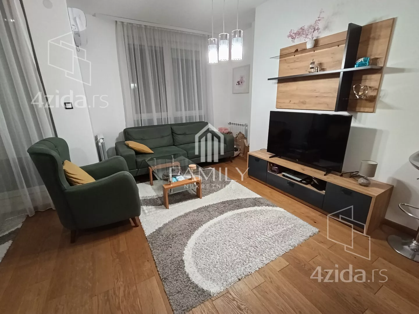 Jednoiposoban stan | 4zida