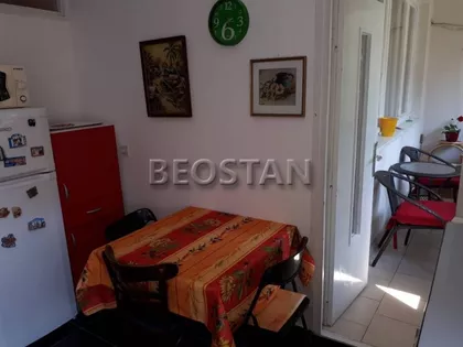 Pariske Komune | 4zida.rs