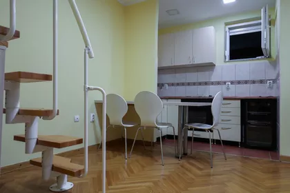 Zaplanjska 84A | 4zida.rs