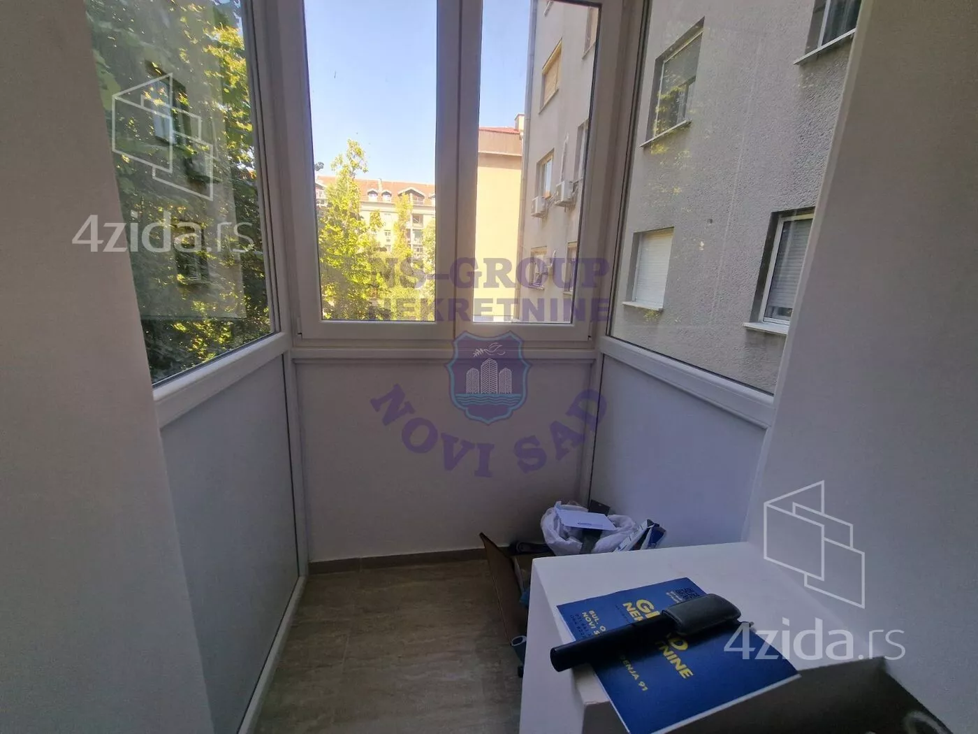 Dvoiposoban stan | 4zida