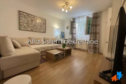 Crveni Krst Vračar | 4zida.rs