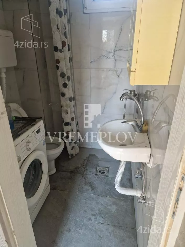 Kancelarija | 4zida