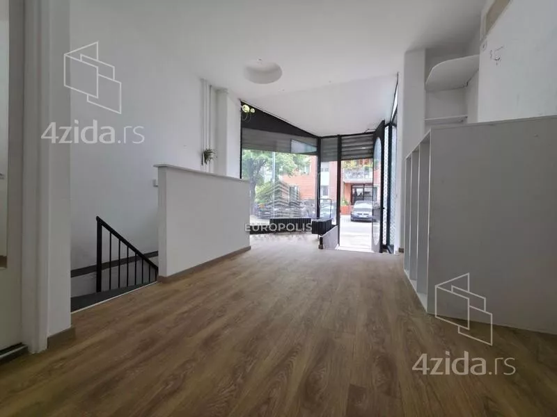 Lokal | 4zida