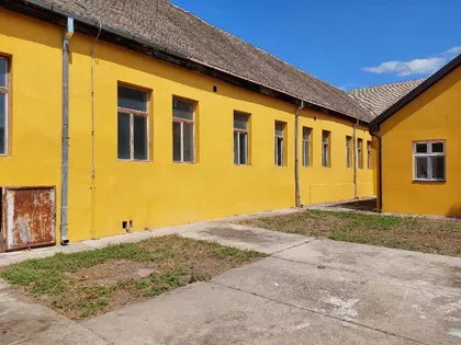 Lovćenac | 4zida.rs