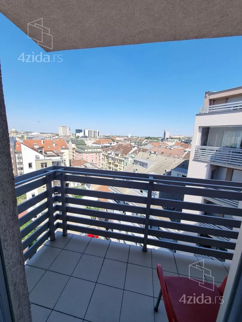 Četvoroiposoban stan | 4zida