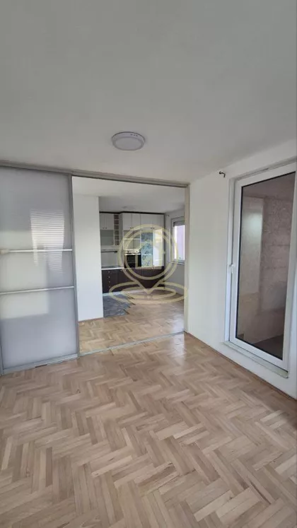 Miljana Miljanica | 4zida.rs