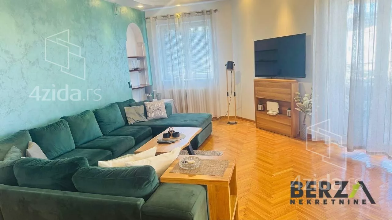 Četvoroiposoban stan | 4zida