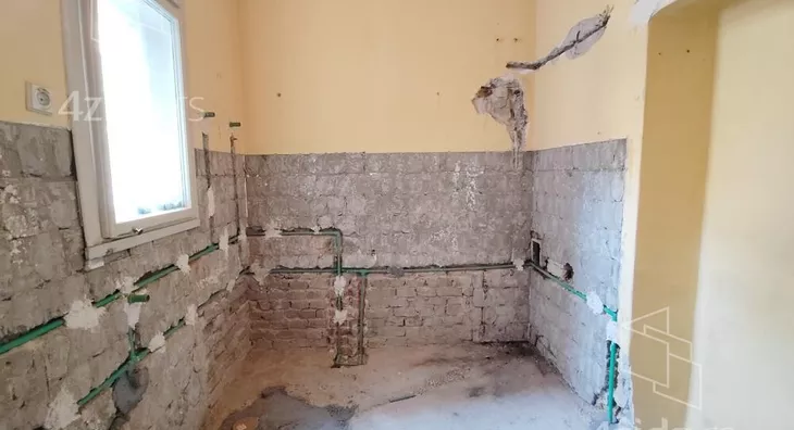 Šestosoban stan | 4zida