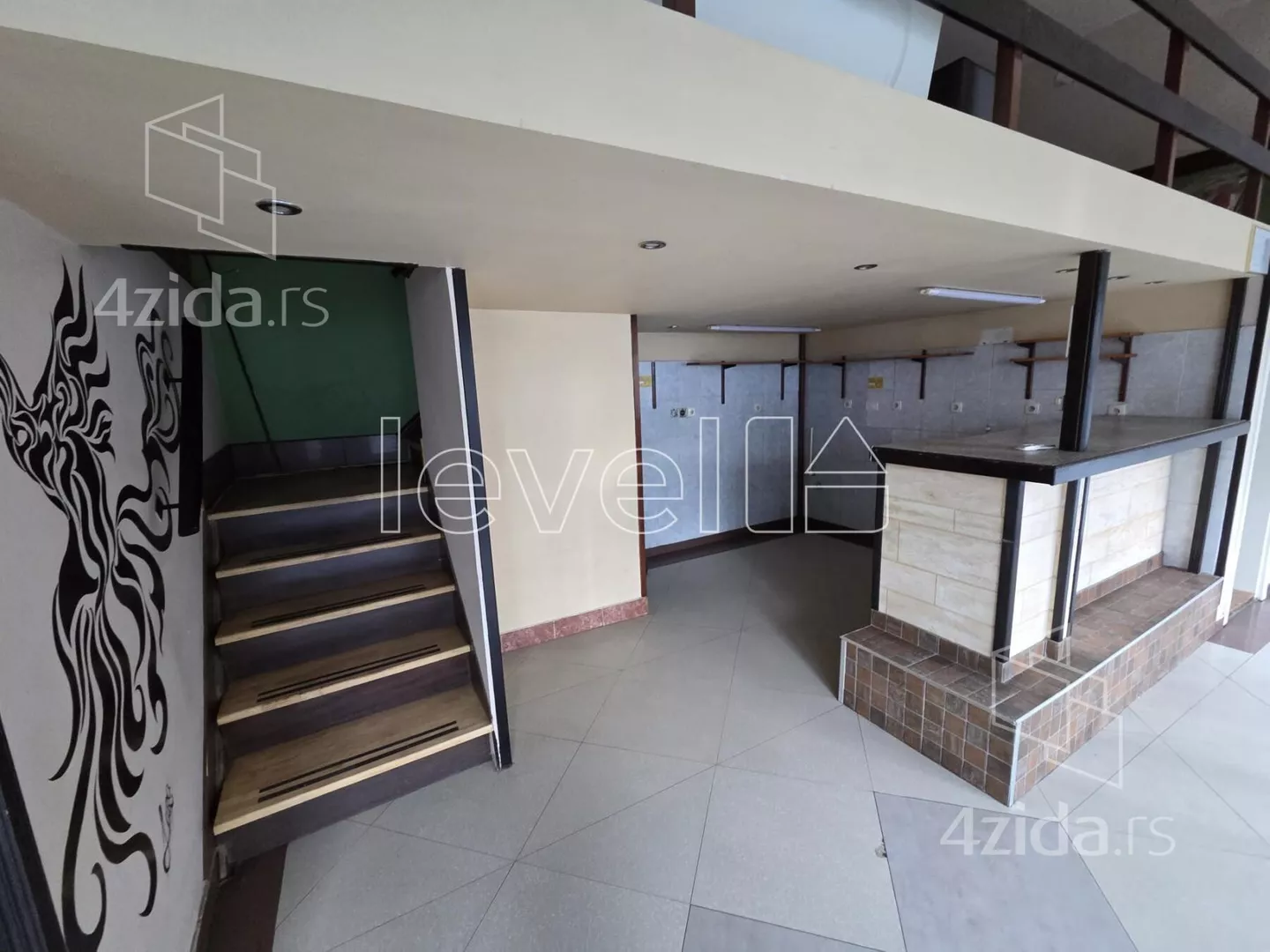 Poslovni prostor | 4zida