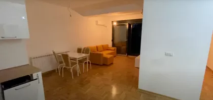 Karađorđeva 42 | 4zida.rs