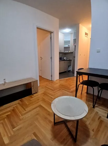 JANKA KATIĆA | 4zida.rs