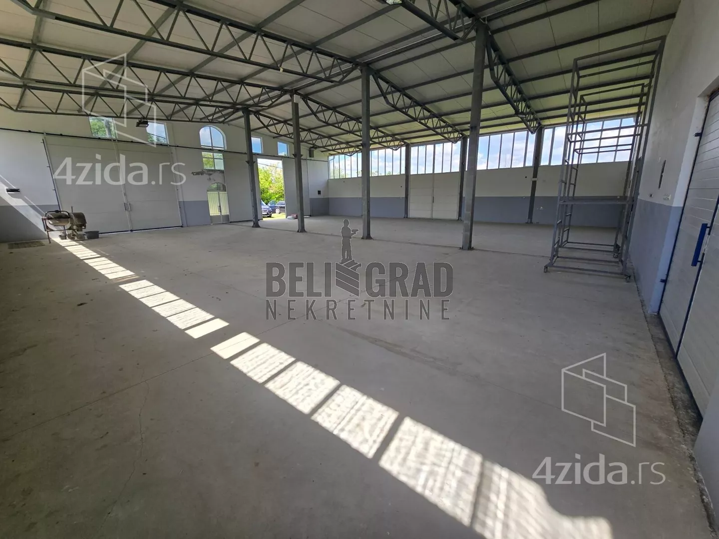 Plac | 4zida