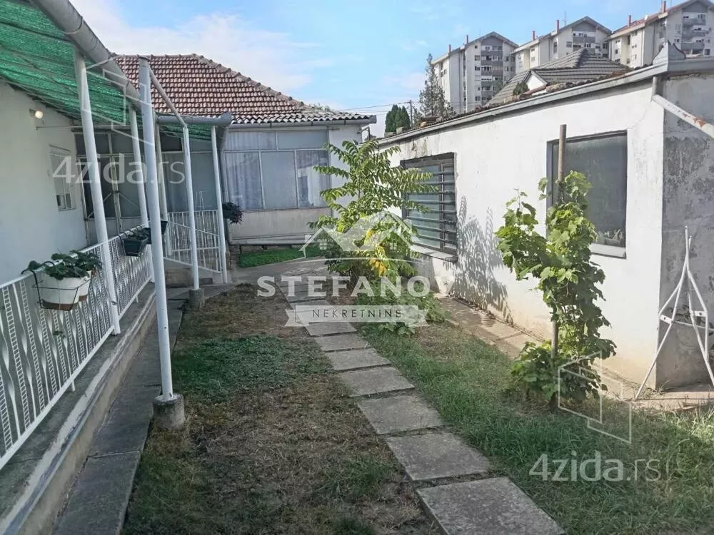 Kuća | 4zida