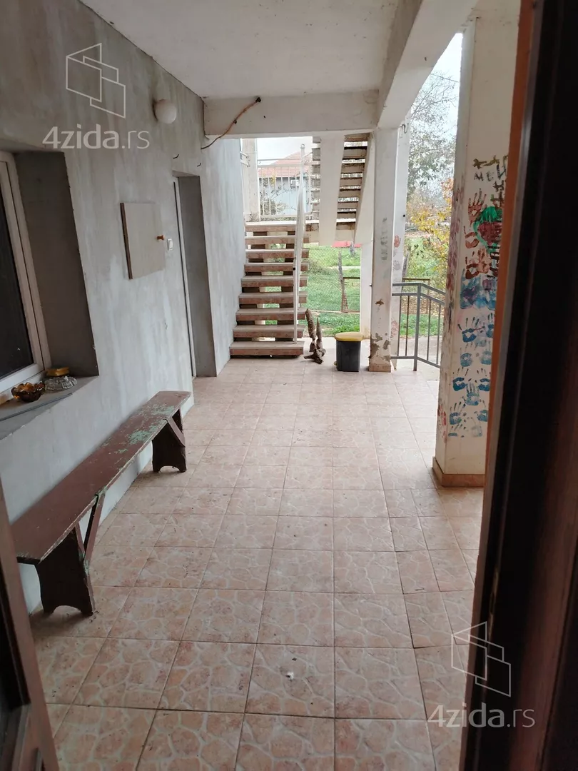 3-etažna kuća | 4zida