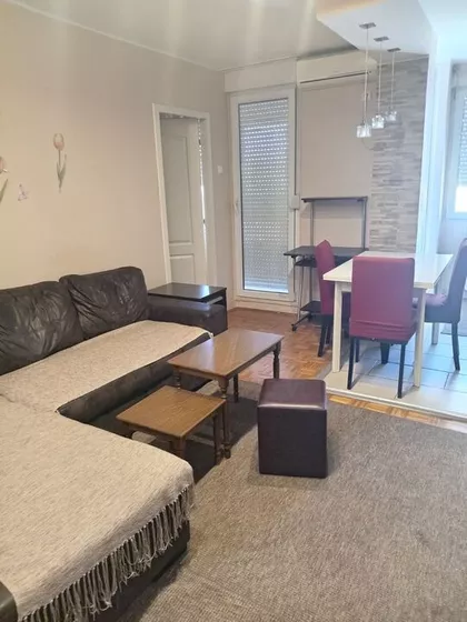 Bulevar Jovana Dučića | 4zida.rs