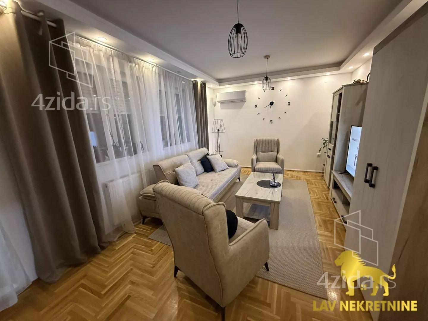 Dvoiposoban stan | 4zida