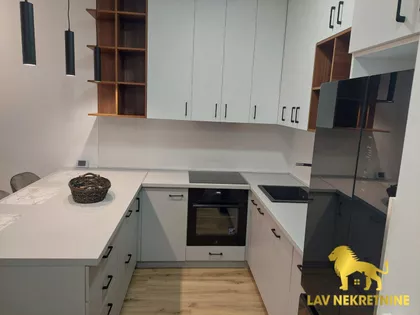 VRŠAČKA | 4zida.rs