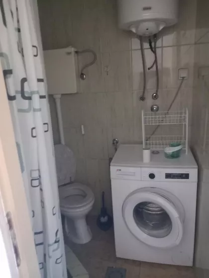 Bežanijskih Ilegalaca | 4zida.rs