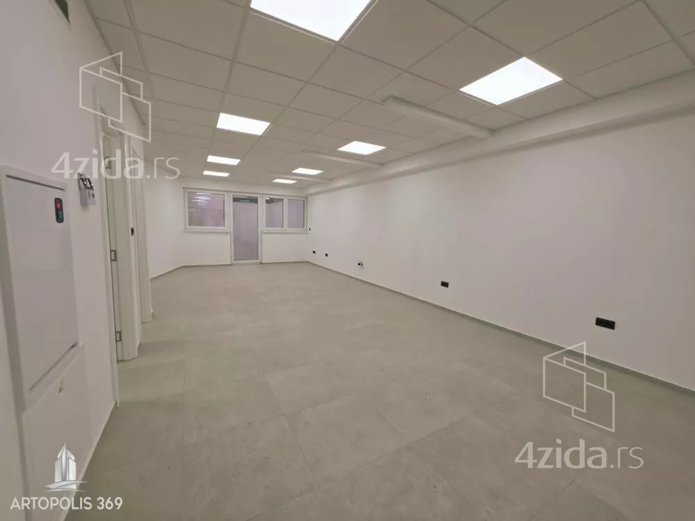Poslovni prostor | 4zida