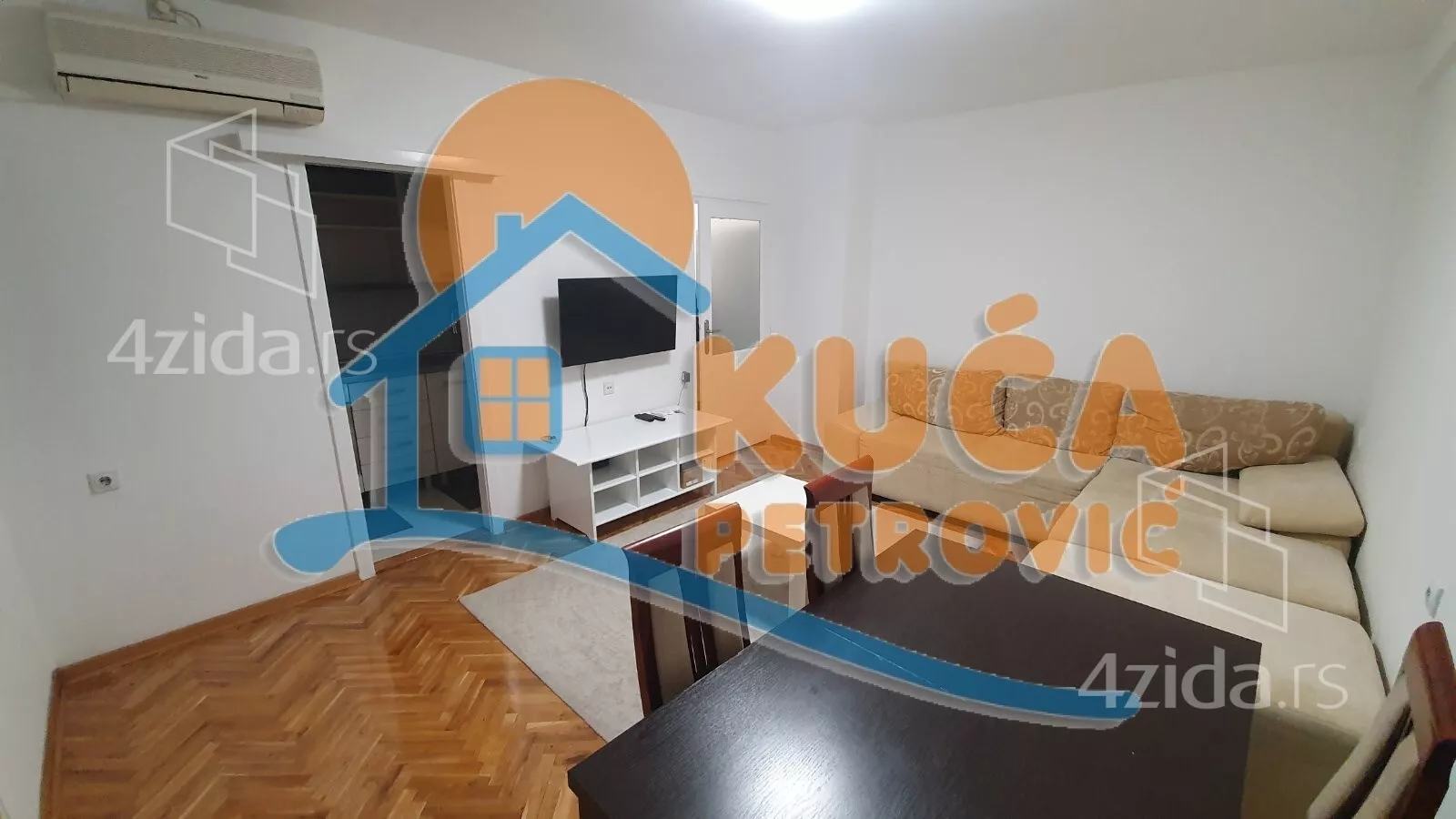 Jednoiposoban stan | 4zida