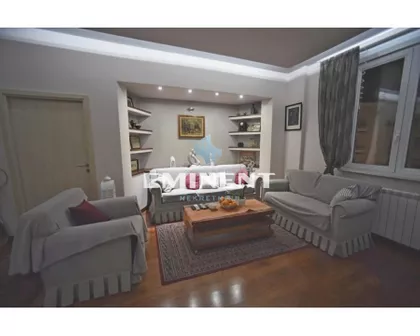 Dečanska | 4zida.rs