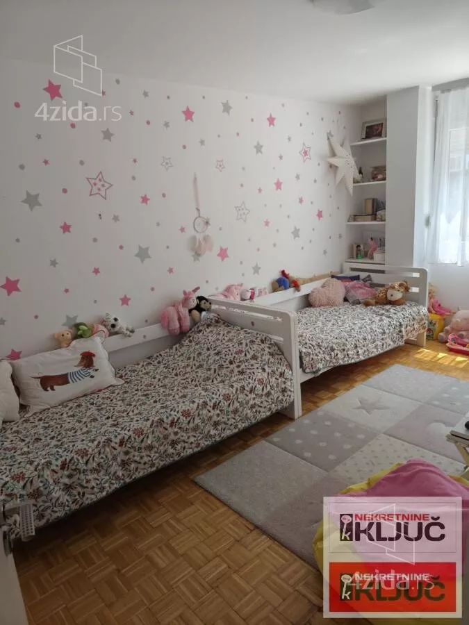 Troiposoban stan | 4zida