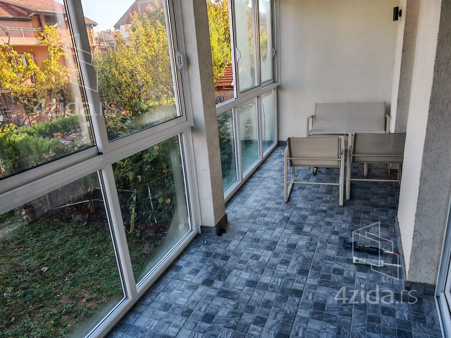 3-etažna kuća | 4zida