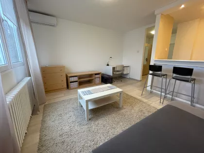 Segedinski Put 15 | 4zida.rs