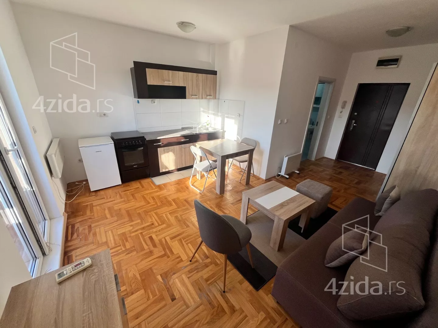 Garsonjera | 4zida