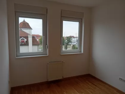 Nova Galenika | 4zida.rs