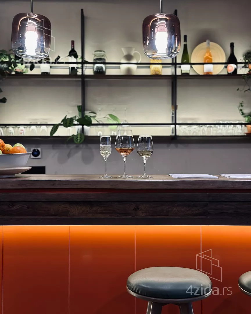 Ugostiteljski objekat | 4zida