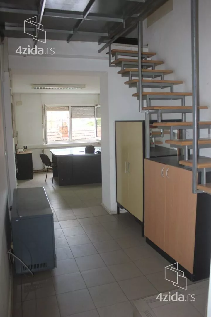 4-etažna kuća | 4zida