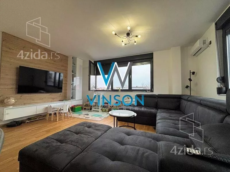 Troiposoban stan | 4zida