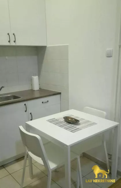 RADNIČKA | 4zida.rs