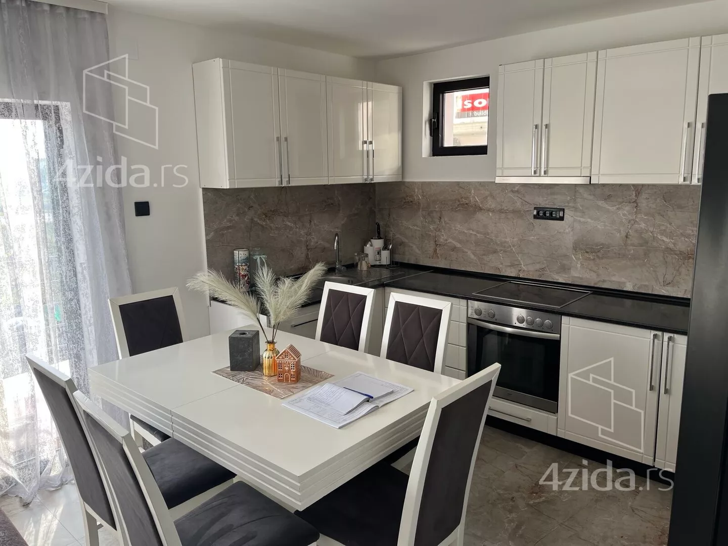 3-etažna kuća | 4zida