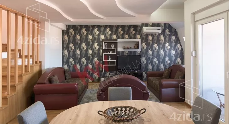 Petosoban stan | 4zida